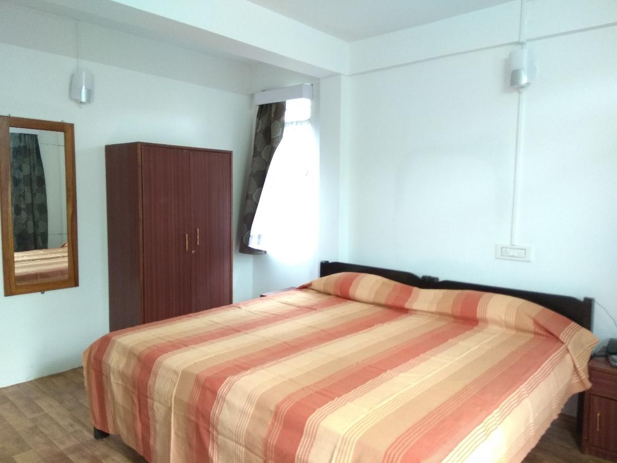 Latei Ville Inn Σιλόνγκ Εξωτερικό φωτογραφία